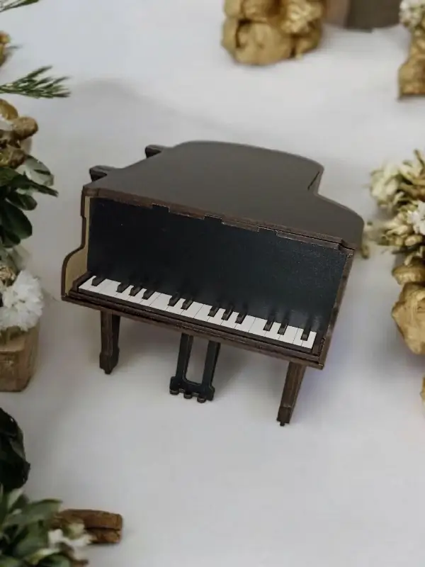 Klavir poklon kutija elegantnog dizajna